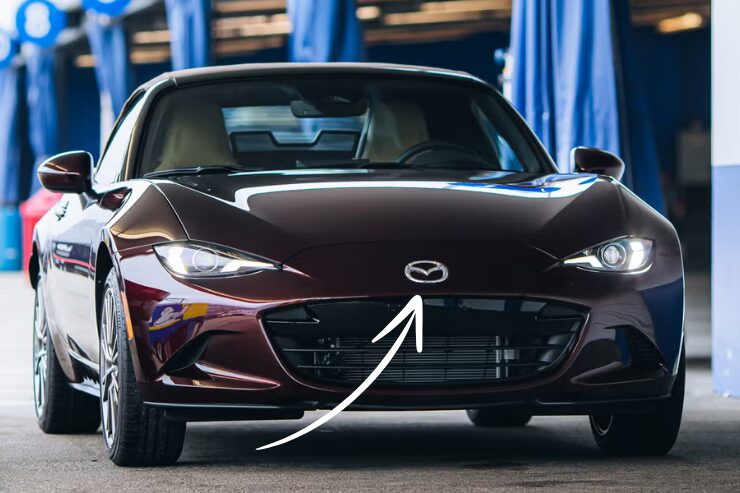 Mazda MX-5 Miata Car